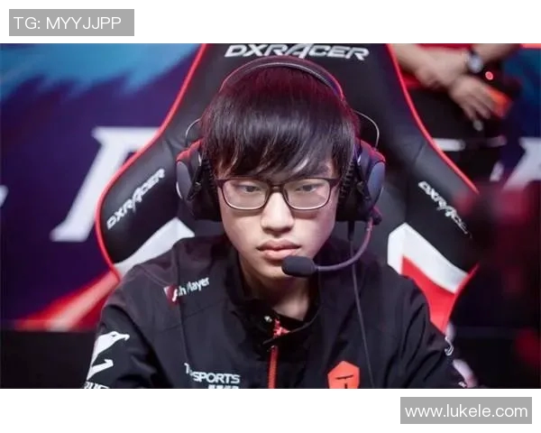 青年赛分析：TES战队在比赛中展现出的出色意识与战术执行力